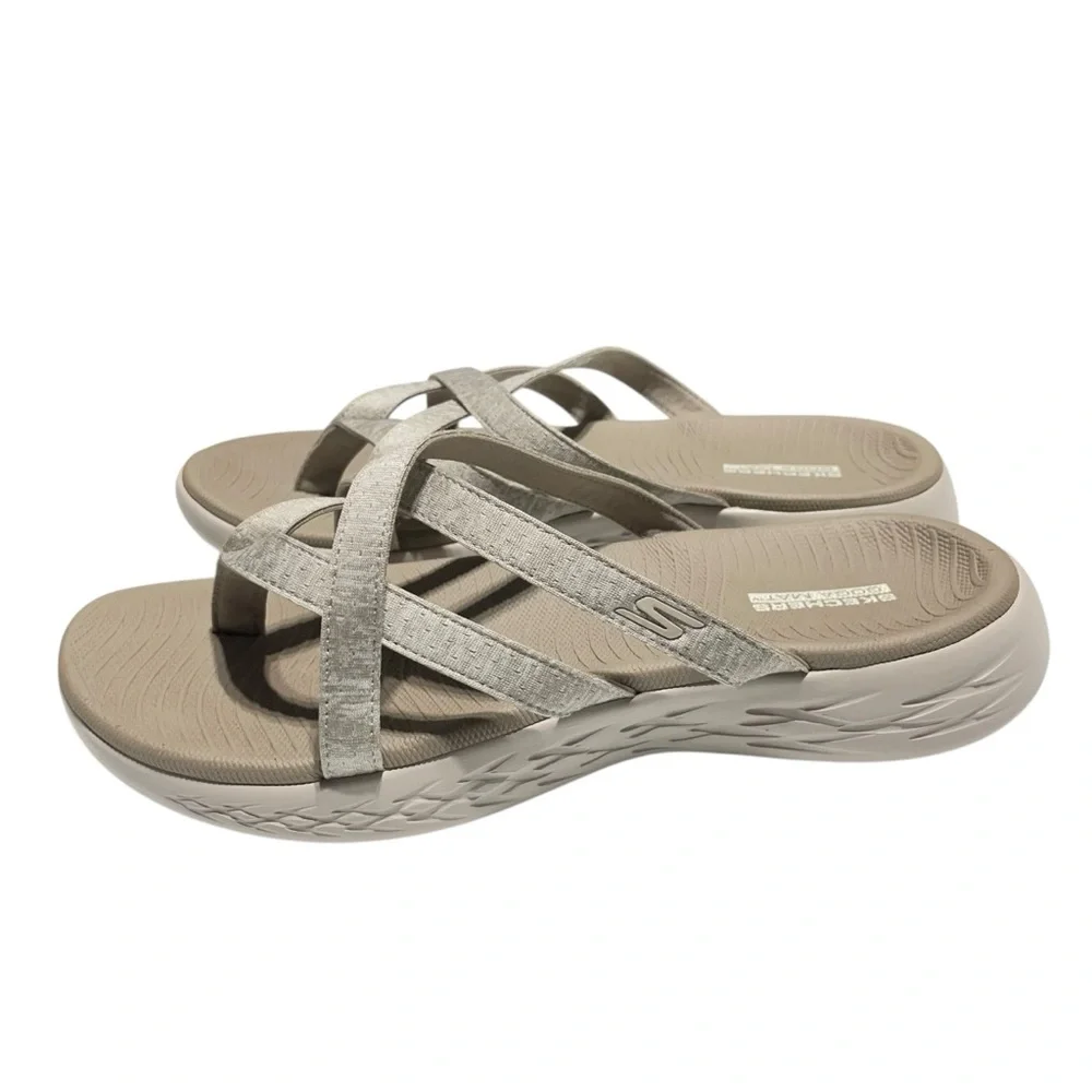 Skechers women go